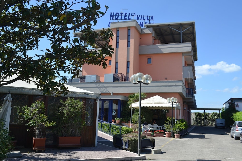 Stockholm - Foggia - La Villa dei Gourmets - Struttura Sanificata