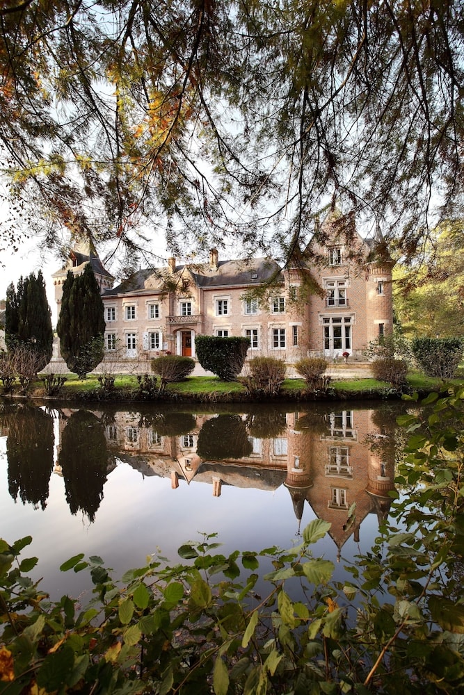Chaumont-sur-Tharonne - Hostellerie Du Château Les Muids