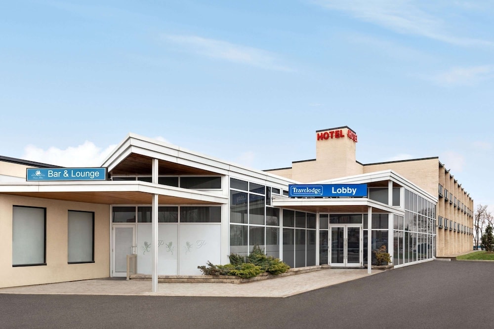 Vaughan - Travelodge by Wyndham Richmond Hill