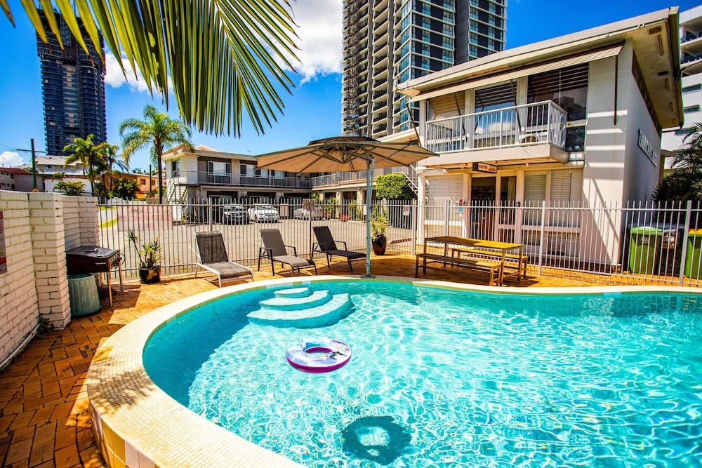 Gold Coast - Tropicana Motel