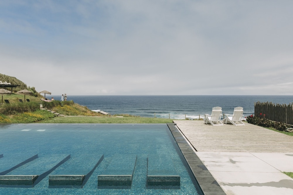 Ribeirinha - Santa Barbara Eco-Beach Resort