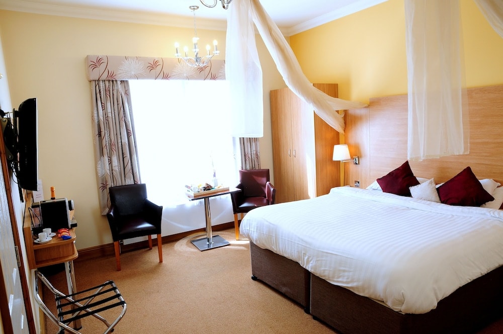 Peterborough - The Queensgate Hotel