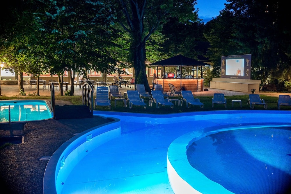 Balatonlelle - Wellness Hotel Szindbád