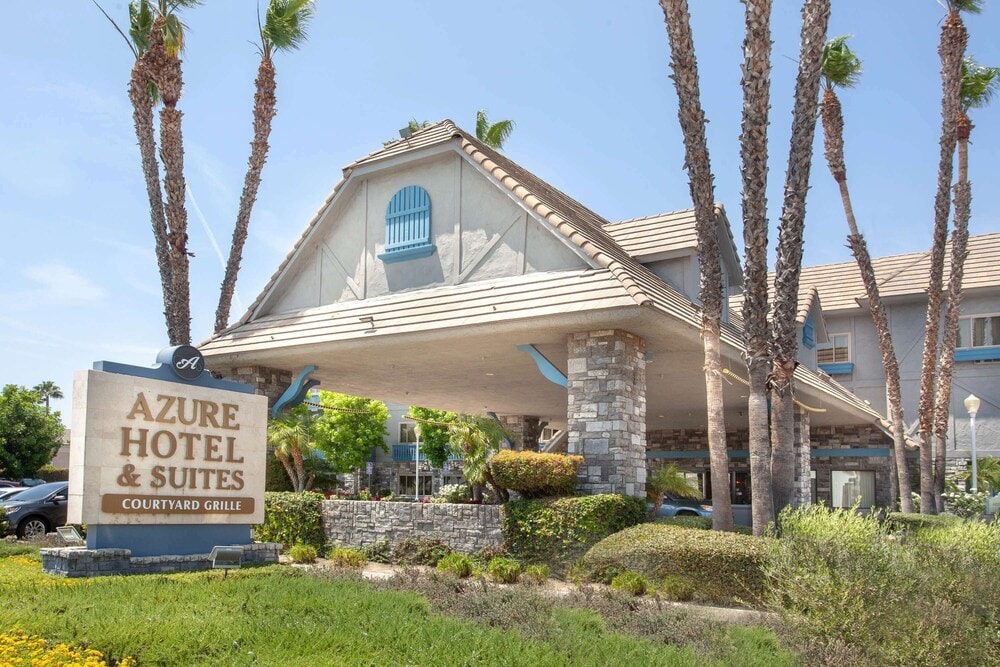 Ontario (CA) - Azure Hotel&Suites Ontario Trademark Collection by Wyndham