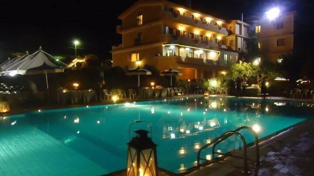 Göteborg - Isola Capo Rizzuto - Hotel Il Corsaro