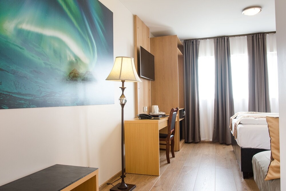 Stockholm - Njarðvík - Hotel Jazz - By Keflavik Airport - Reykjavik - Iceland