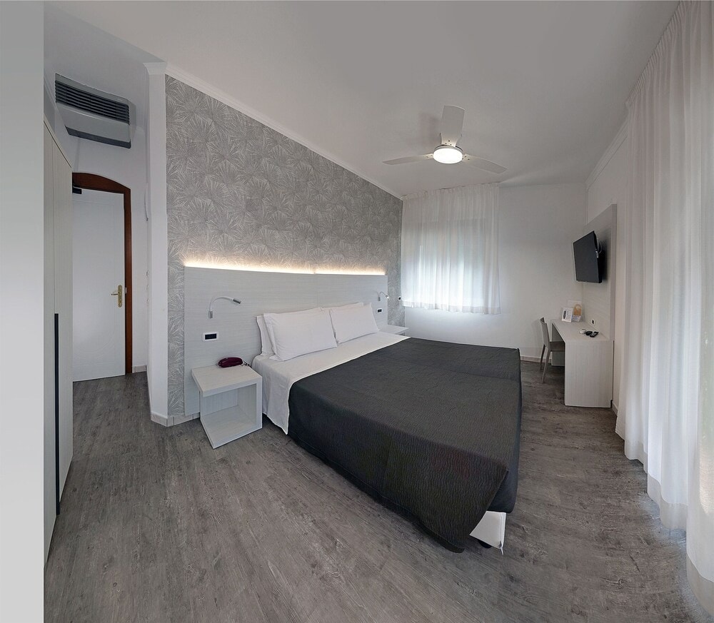 Cattolica - Hotel Venus