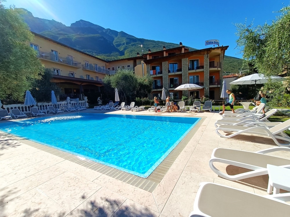 Göteborg - Malcesine - Hotel Villa Isabella