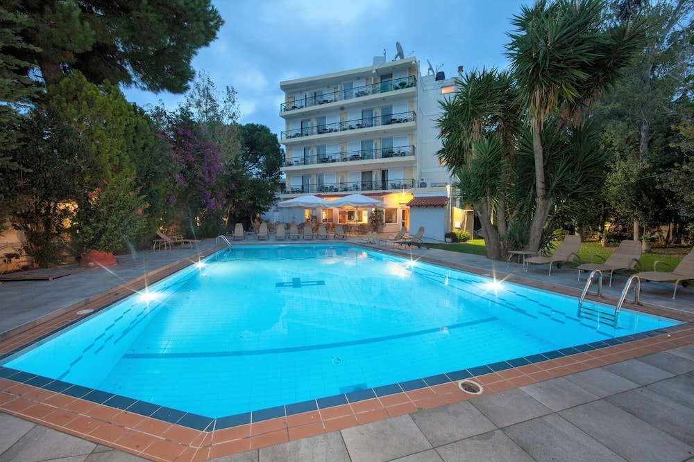 Nea Makri - Thomas Beach Hotel
