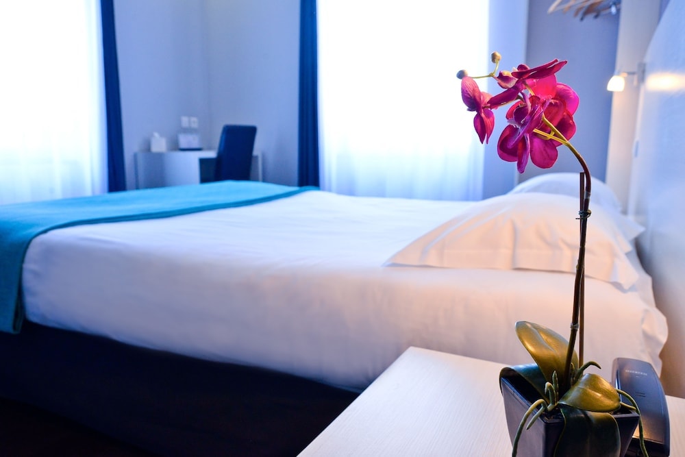 Feurs - Hotel Le Comty