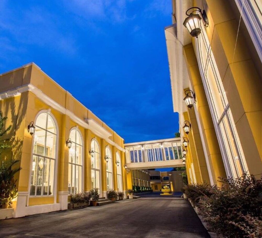 Bang Khen - S Bangkok Hotel, Navamin