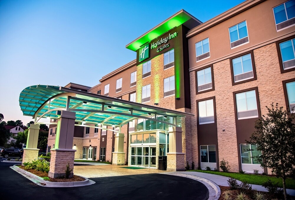 Holiday Inn & Suites SAVANNAH AIRPORT - POOLER by IHG