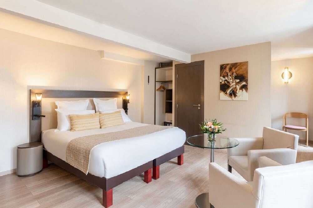 La planche des belles filles, Frankrike - Best Western Plus Hôtel Belfort Centre Gare
