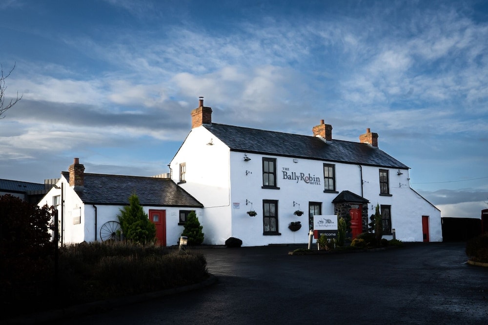 Antrim - Ballyrobin Hotel