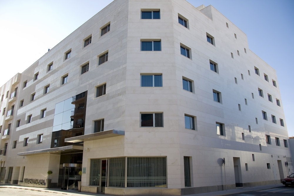 Valdepeñas - Hotel Veracruz Plaza & Spa