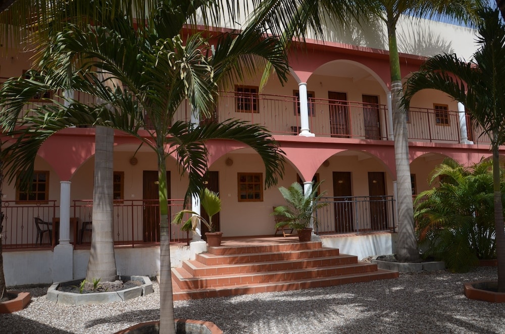 Ziguinchor - Hotel Le Flamboyant