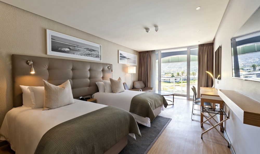 Somerset West - Krystal Beach Hotel