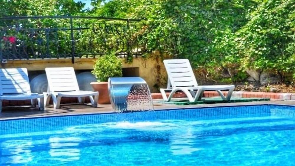 Ayvalık - Uzun Apart Otel