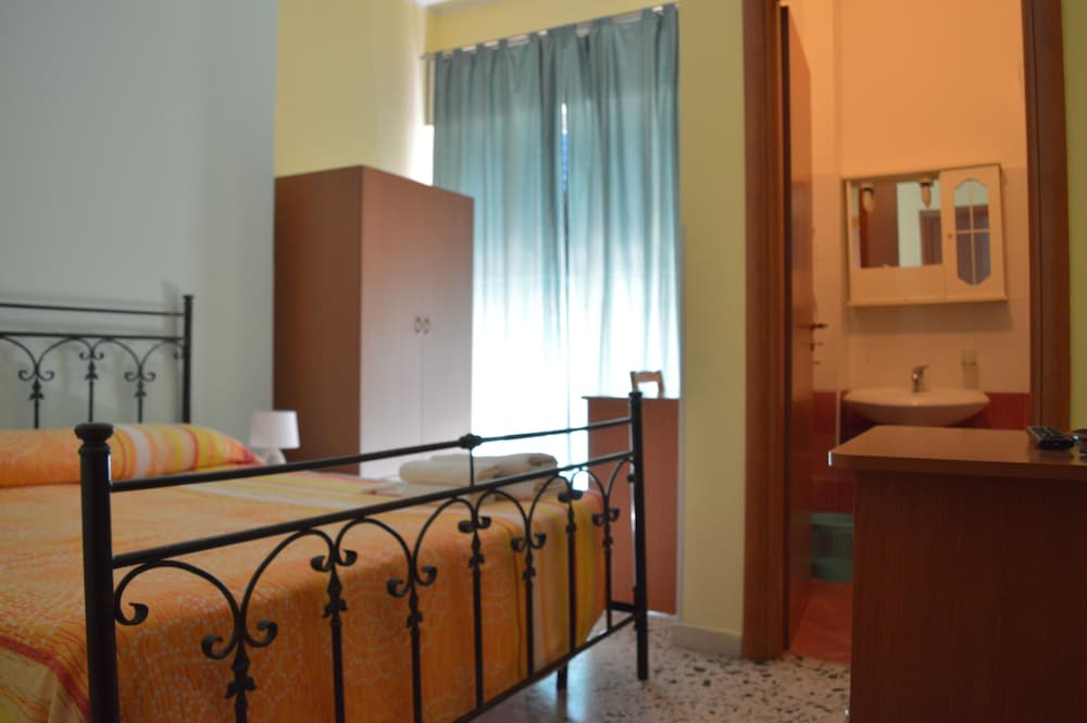 Scalea - B&B Scalea Rooms