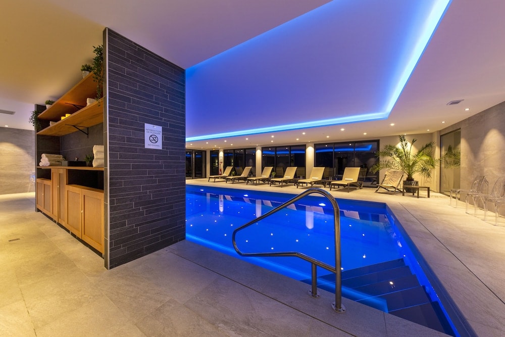 Sangatte - Hôtel L'Escale - Piscine & SPA