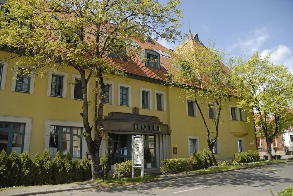 Hévíz - Abbázia Club Hotel Kék