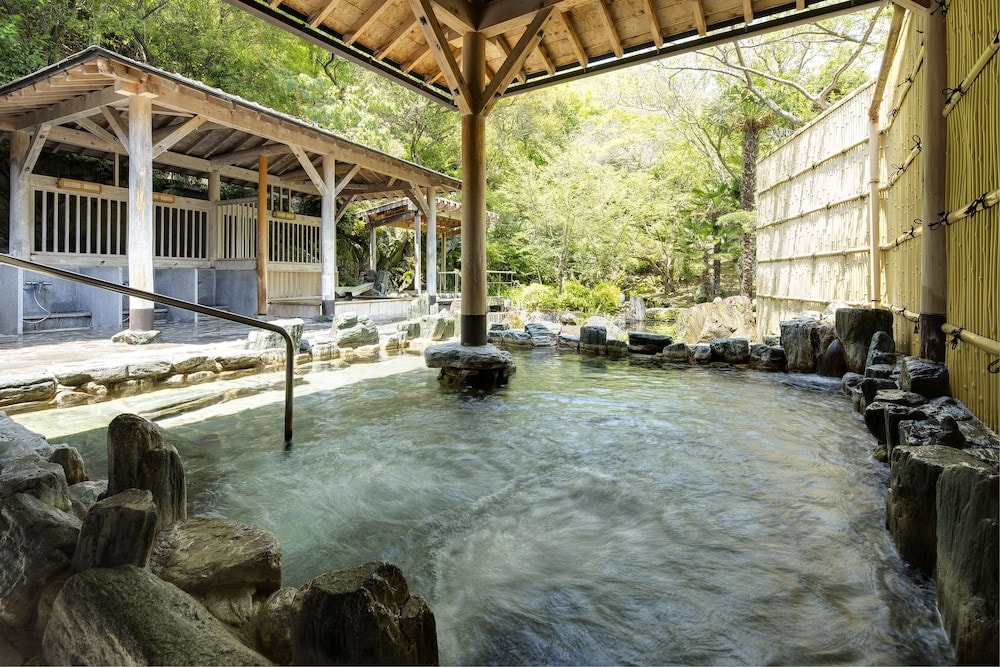Toyonaka - Ryokan Fushioukaku