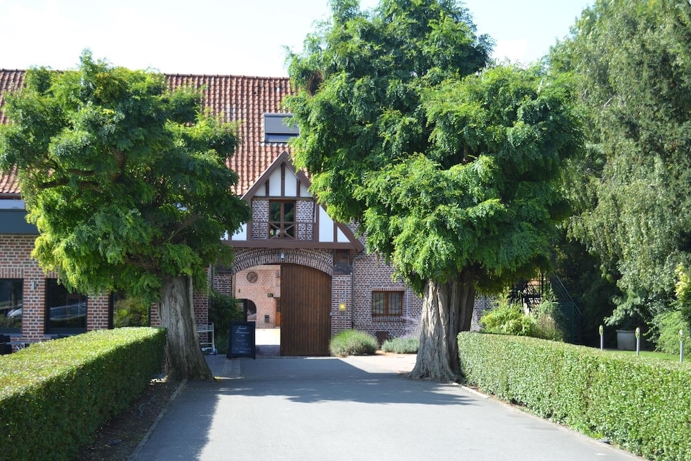 Lesquin - Le Domaine des Cigognes