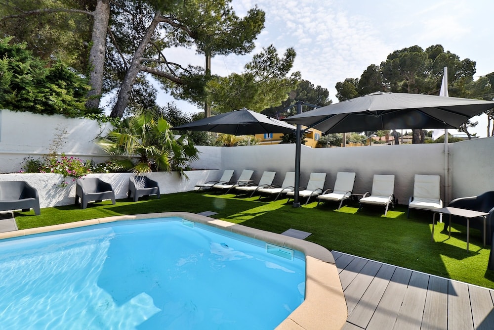 Carry-le-Rouet - Hotel La Tuiliere