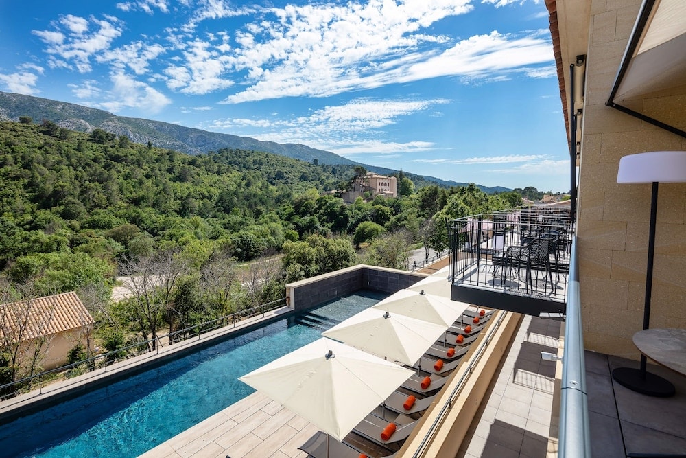 Le Tholonet - Hôtel Sainte Victoire