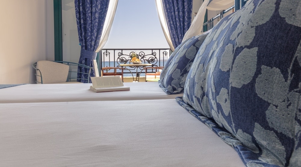 Agistri - Dionysos Hotel