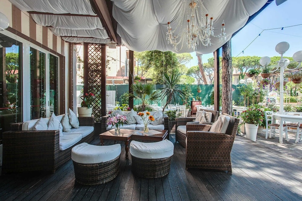 Milano Marittima - Hotel Helvetia