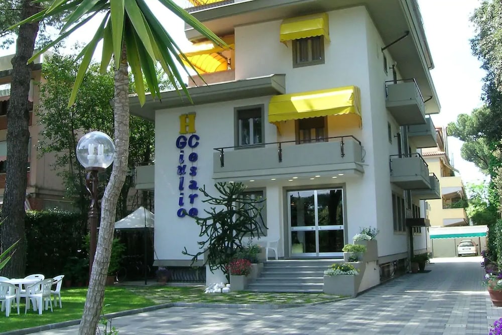 Forte dei Marmi - Hotel Giulio Cesare