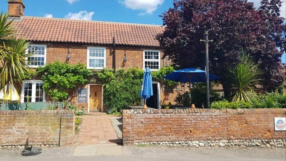 Witton - Sutton Staithe Hotel