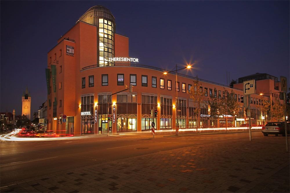 Straubing - Hotel Theresientor