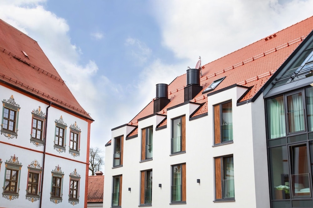 Vöhringen - RiKu HOTEL Weißenhorn