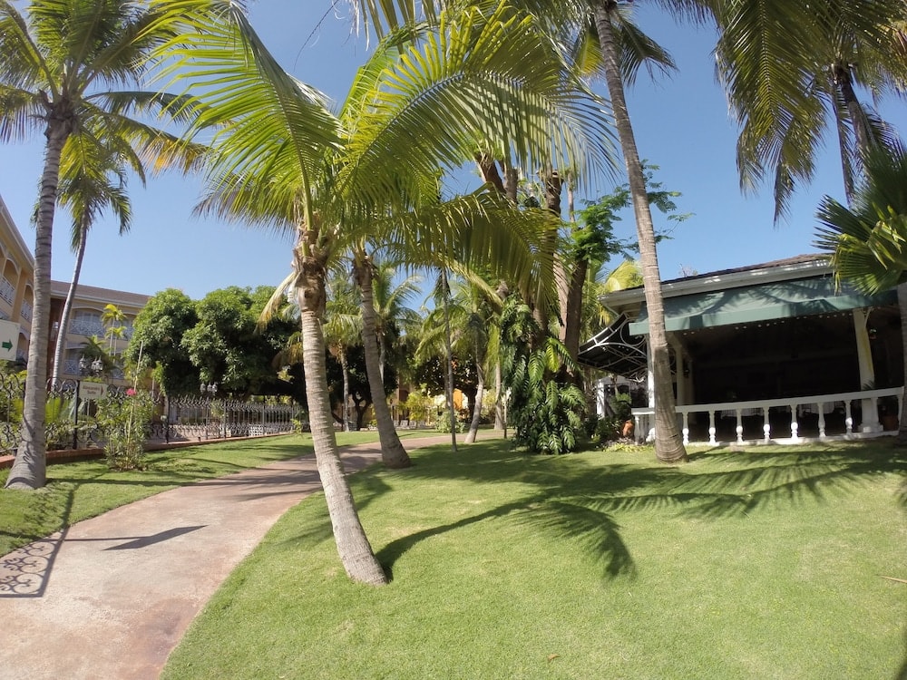 New Kingston - Hotel Four Seasons