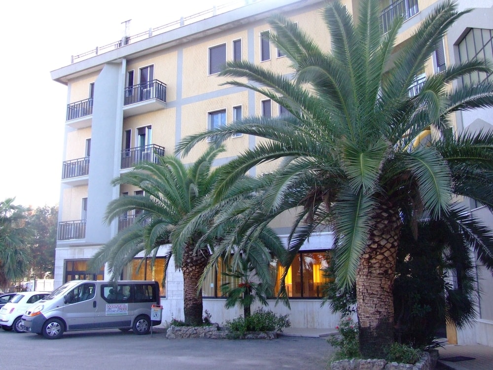 Stockholm - Rossano Stazione - Hotel San Luca