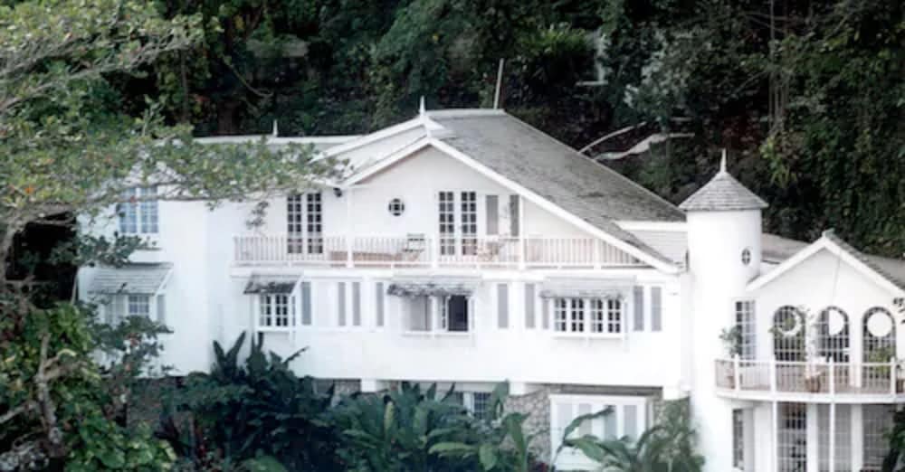 Stockholm - Port Antonio - Moon San Villa at the Blue Lagoon