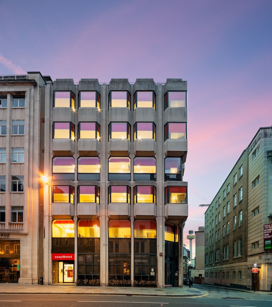 Liverpool - easyHotel Liverpool