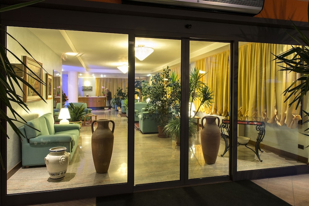 Porto Recanati - Hotel Torresi