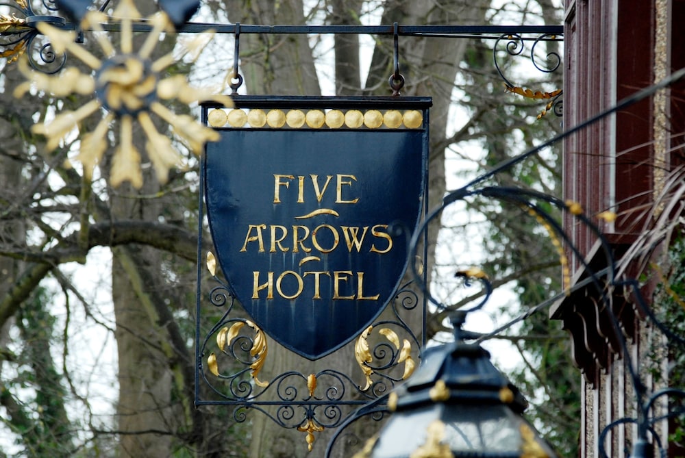 Aylesbury - The Five Arrows Hotel