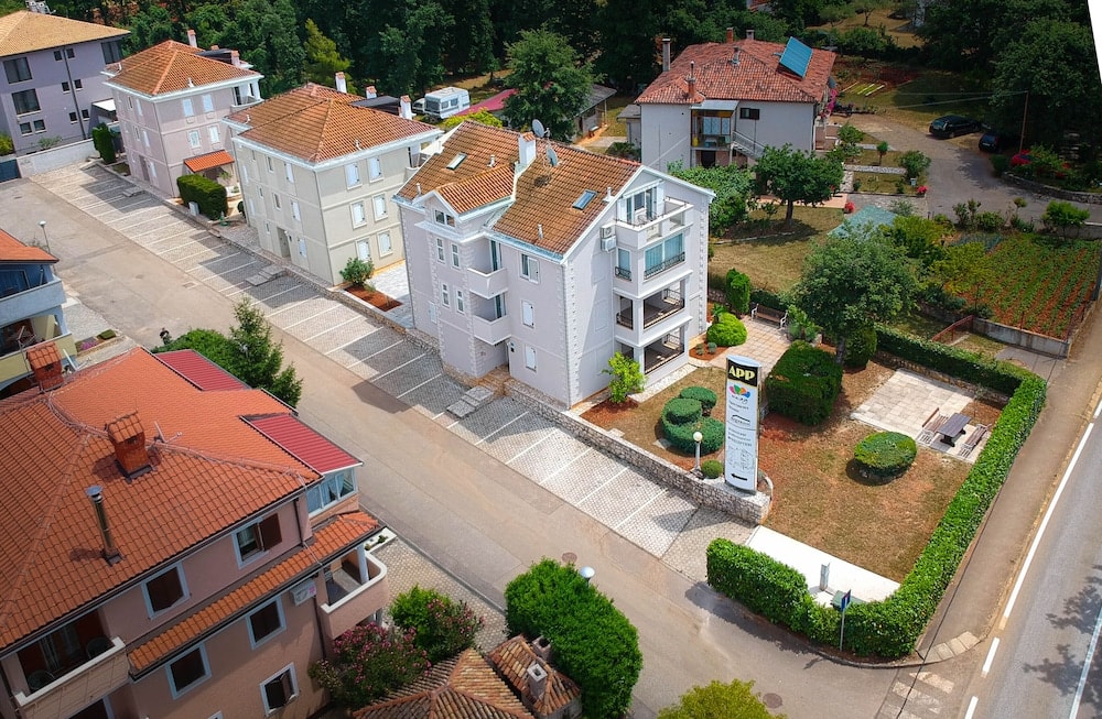 Stockholm - Umag - Apartments and Rooms Degra