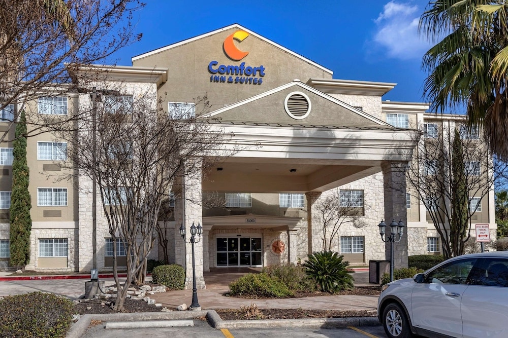 Boerne - Comfort Inn & Suites Texas Hill Country