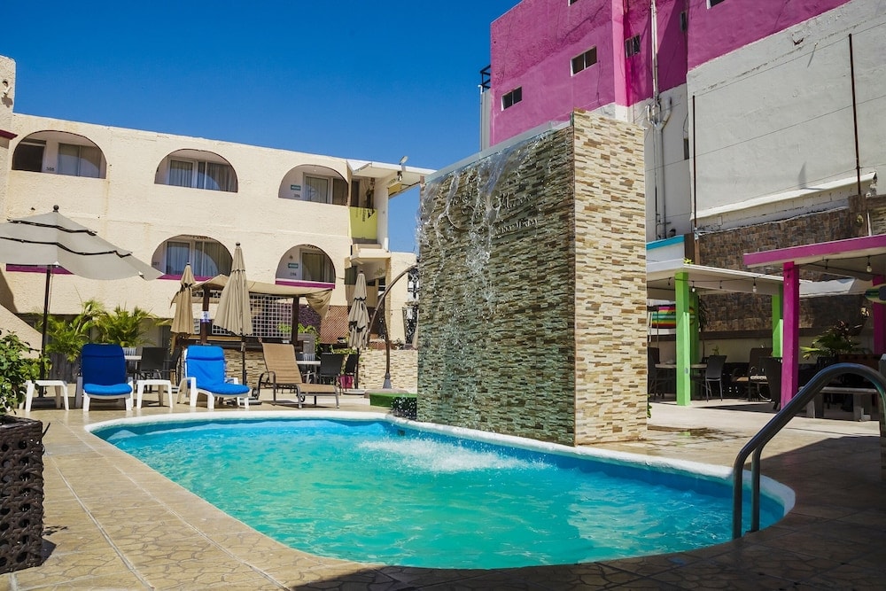Cabo San Lucas - Capital O Hotel Dos Mares, Cabo San Lucas