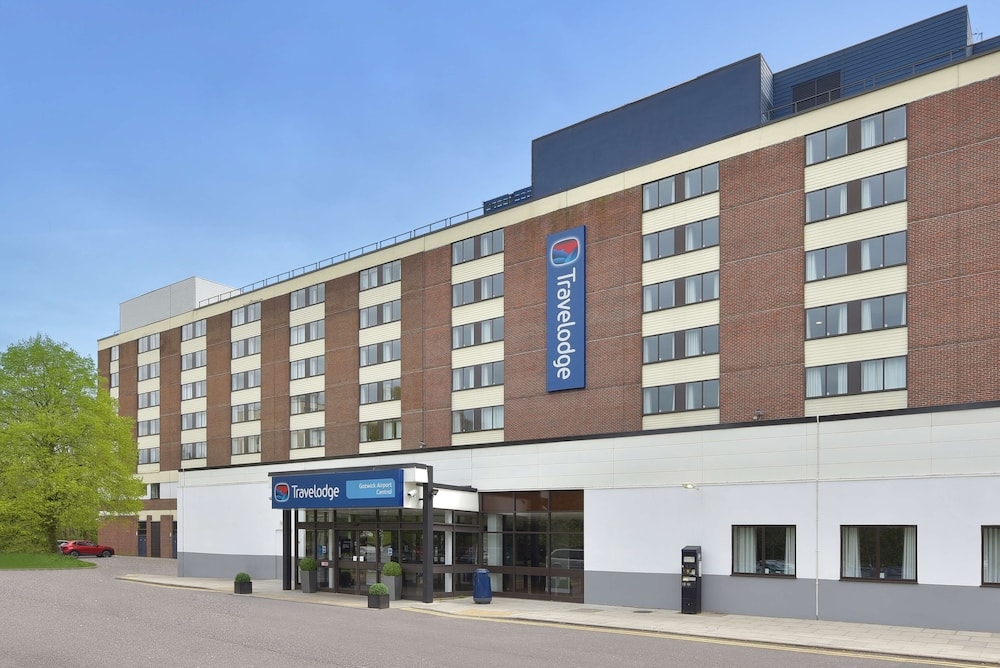 Gatwick - Travelodge Gatwick Airport Central