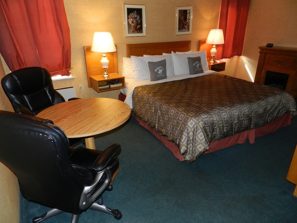 Niagara Falls - Kings Inn Near the Falls