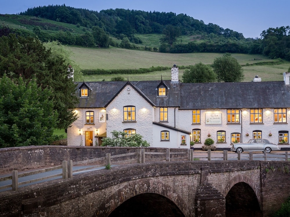 Monmouth - The Bell At Skenfrith