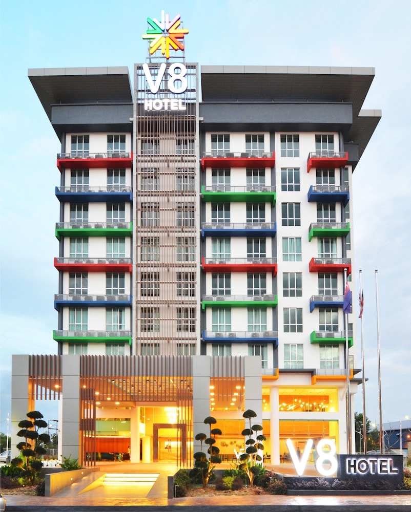 Gelang Patah - V8 Hotel Johor Bahru