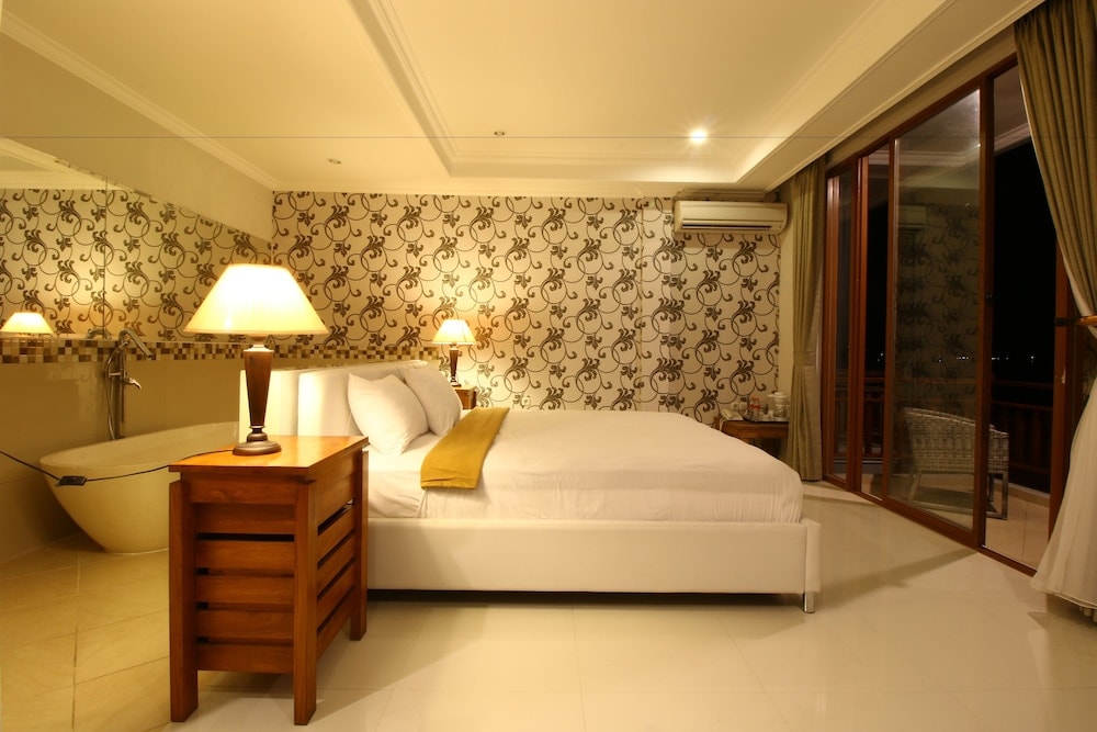 Sukasada - Hotel Wahyu Dana
