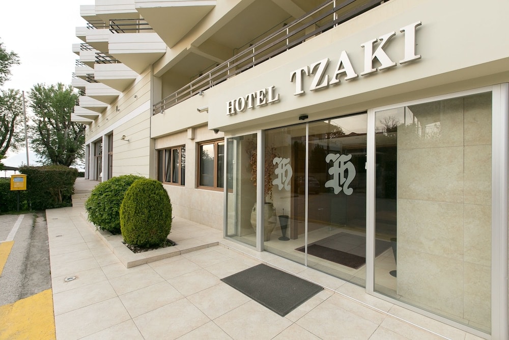 Patra - Tzaki hotel & restaurant Patras